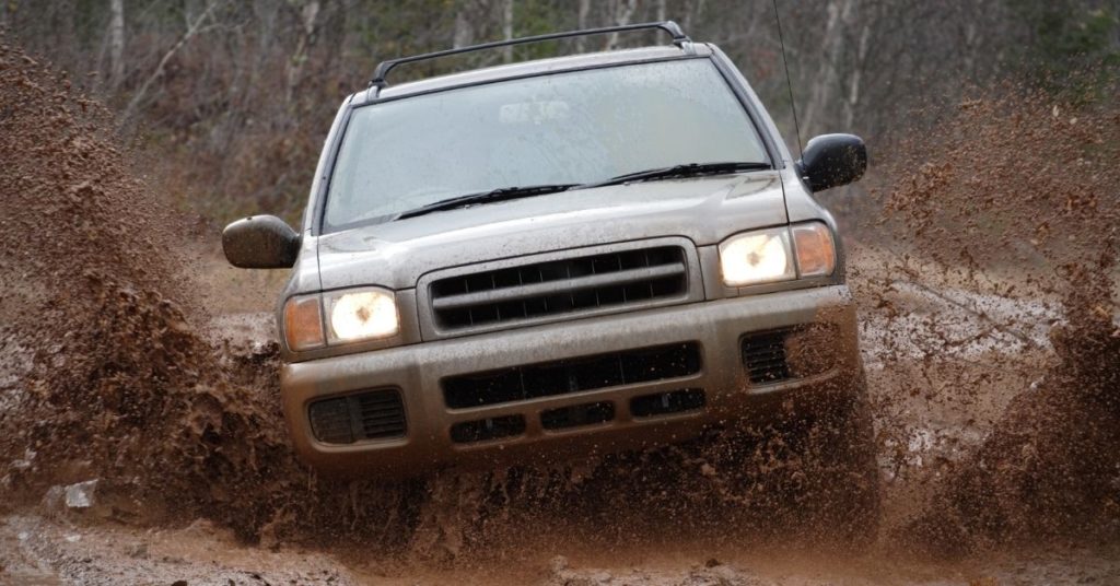 How to Drive in Mud With 2WD